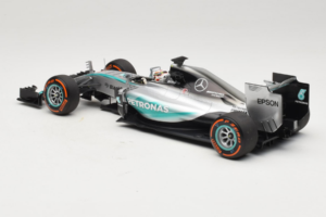 Mercedes W06 #44 L. Hamilton Mercedes AMG Petronas Japanese Grand Prix Winner 2015 Minichamps 1:18 110150344 Μέταλλο - εικόνα 5 από 7