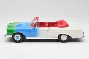 Mercedes 280SE W108 Tricolor Maisto 1:18 56014 Μέταλλο - εικόνα 4 από 8