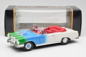 Mercedes 280SE W108 Tricolor Maisto 1:18 56014 Μέταλλο - εικόνα 8 από 8