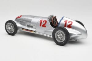 Mercedes W125 #12 R. Caracciola Grand Prix 1937 CMC 1:18 M-052 Μέταλλο - εικόνα 5 από 6