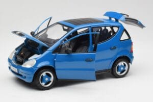 Mercedes A-Class W168 Azure Μπλε Maisto 1:18 50311 Μέταλλο - εικόνα 2 από 8