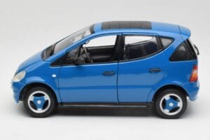 Mercedes A-Class W168 Azure Μπλε Maisto 1:18 50311 Μέταλλο - εικόνα 4 από 8