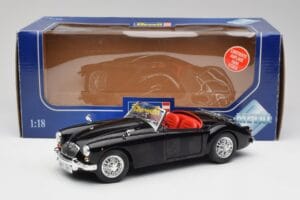 MGA English Roadster Μαύρο Revell 1:18 84559091 Μέταλλο - εικόνα 8 από 8