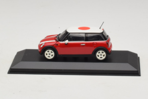 Mini Cooper Κόκκινο Με Ιαπωνική Σημαία Minichamps 1:43 80420309024-R1 Μέταλλο