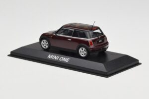 Mini One R50 Σκούρο Κόκκινο Με Μαύρη Οροφή Minichamps 1:43 MINI008 Μέταλλο - εικόνα 3 από 5