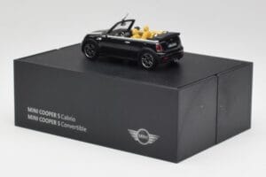 Mini Cooper S R57 Καμπριολέ Μαύρο Minichamps 1:43 80422148818 Μέταλλο - εικόνα 3 από 4