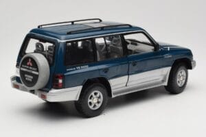 Mitsubishi Pajero V20 LWB Μπλε & Ασημί Sun Star 1:18 1212 Μέταλλο - εικόνα 3 από 8