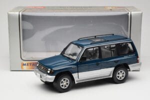 Mitsubishi Pajero V20 LWB Μπλε & Ασημί Sun Star 1:18 1212 Μέταλλο - εικόνα 8 από 8