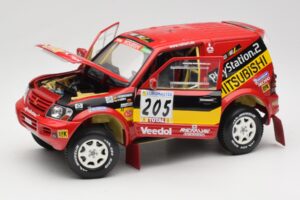 Mitsubishi Pajero Rallye Raid #205 Paris-Dakar Rally 2001 Solido 1:18 9022 Μέταλλο - εικόνα 2 από 8
