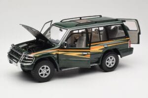 Mitsubishi Pajero V20 LWB Πράσινο Sun Star 1:18 1225 Μέταλλο - εικόνα 2 από 8