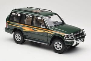 Mitsubishi Pajero V20 LWB Πράσινο Sun Star 1:18 1225 Μέταλλο - εικόνα 6 από 8