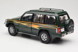 Mitsubishi Pajero V20 LWB Πράσινο Sun Star 1:18 1225 Μέταλλο - εικόνα 7 από 8
