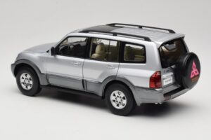Mitsubishi Pajero V73 Μπλε YC Model 1:18 241218040102010209 Μέταλλο - εικόνα 7 από 8
