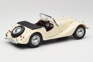 Morgan 4/4 Series II Λευκό Kyosho 1:18 08111W Μέταλλο - εικόνα 3 από 8