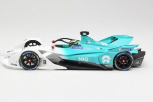 NIO 004 Team NIO #8 T. Dillmann Formula E Season 5 2019 Minichamps 1:18 114180008 Μέταλλο - εικόνα 3 από 6