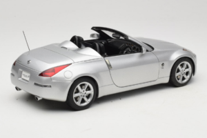 Nissan Fairlady Z Z33 Roadster Diamond Silver AUTOart 1:18 77376 Μέταλλο - εικόνα 3 από 8