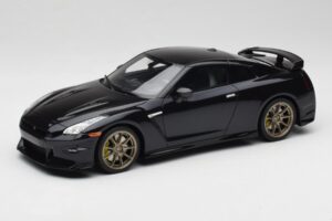 Nissan GT-R R35 Takumi Edition Midnight Purple GT Spirit 1:18 GT932 Ρητίνη