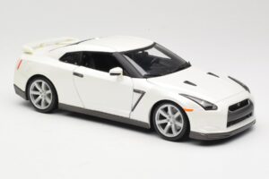 Nissan GT-R R35 Λευκό Bburago 1:18 18-12079 Μέταλλο - εικόνα 6 από 8