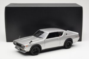 Nissan Skyline 2000 GT-R KPGC110 Ασημί Kyosho 1:18 08255S Μέταλλο - εικόνα 8 από 8