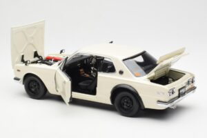 Nissan Skyline 2000 GT-R KPGC110 Λευκό Kyosho 1:18 08127W Μέταλλο - εικόνα 5 από 8