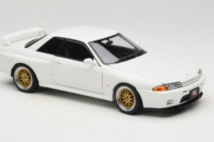 Nissan Skyline GT-R R32 V-Spec II Tuned Crystal White AUTOart 1:18 77416 Μέταλλο - εικόνα 6 από 8