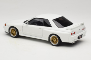 Nissan Skyline GT-R R32 V-Spec II Tuned Crystal White AUTOart 1:18 77416 Μέταλλο - εικόνα 7 από 8