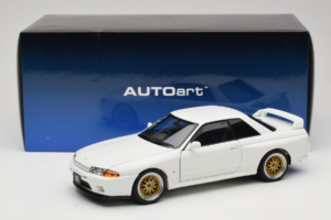 Nissan Skyline GT-R R32 V-Spec II Tuned Crystal White AUTOart 1:18 77416 Μέταλλο - εικόνα 8 από 8