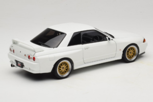 Nissan Skyline GT-R R32 V-Spec II Tuned Crystal White AUTOart 1:18 77416 Μέταλλο - εικόνα 3 από 8