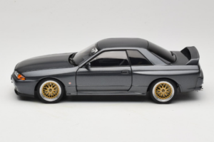 Nissan Skyline GT-R R32 V-Spec II Tuned Gun Grey Metallic AUTOart 1:18 77417 Μέταλλο - εικόνα 4 από 8