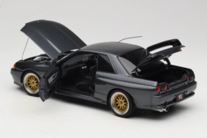 Nissan Skyline GT-R R32 V-Spec II Tuned Gun Grey Metallic AUTOart 1:18 77417 Μέταλλο - εικόνα 5 από 8