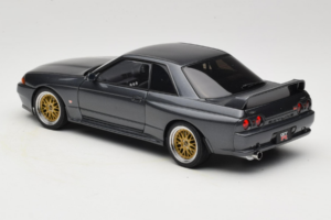 Nissan Skyline GT-R R32 V-Spec II Tuned Gun Grey Metallic AUTOart 1:18 77417 Μέταλλο - εικόνα 7 από 8