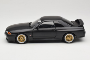 Nissan Skyline GT-R R32 V-Spec II Tuned Version Matt Black AUTOart 1:18 77418 Μέταλλο - εικόνα 4 από 8
