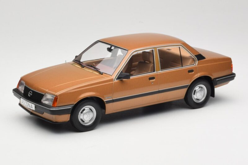 Opel Ascona C Berlina Beige Metallic MCG 1:18 MCG18459 Μέταλλο