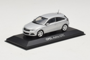 Opel Astra H GTC Ασημί Minichamps 1:43 ASTRA003 Μέταλλο - εικόνα 2 από 4