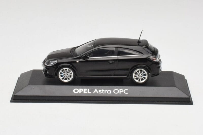 Opel Astra H OPC Μαύρο Minichamps 1:43 90399890 Μέταλλο