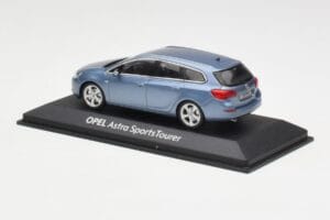 Opel Astra J Sports Tourer Blue Metallic Minichamps 1:43 400049012 Μέταλλο - εικόνα 3 από 4