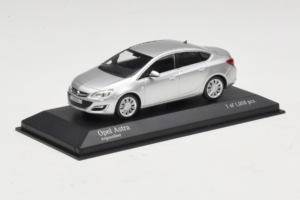 Opel Astra J Ασημί Minichamps 1:43 410042000 Μέταλλο - εικόνα 2 από 5