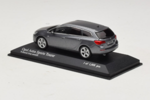 Opel Astra J Sports Tourer Minichamps 1:43 400049014 Μέταλλο - εικόνα 3 από 4