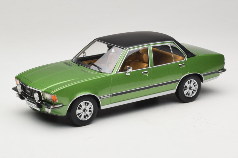 Opel Commodore B Πράσινο MCG 1:18 MCG18565 Μέταλλο