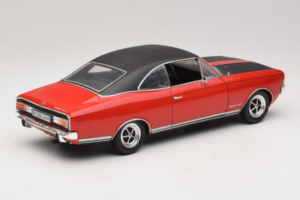 Opel Commodore GS/E Κόκκινο Revell 1:18 8826 Μέταλλο - εικόνα 3 από 8
