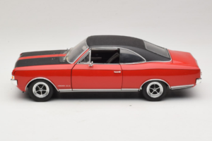 Opel Commodore GS/E Κόκκινο Revell 1:18 8826 Μέταλλο - εικόνα 4 από 8