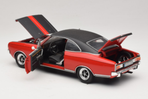 Opel Commodore GS/E Κόκκινο Revell 1:18 8826 Μέταλλο - εικόνα 5 από 8