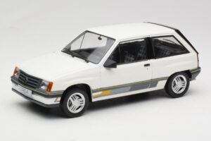Opel Corsa A Sprint Λευκό MCG 1:18 MCG18432 Μέταλλο