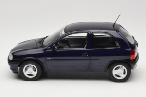 Opel Corsa B Dark Blue Metallic MCG 1:18 MCG18905 Μέταλλο - εικόνα 3 από 6