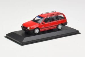Opel Kadett E Club Station Wagon Κόκκινο Minichamps 1:43 400045910 Μέταλλο - εικόνα 3 από 3