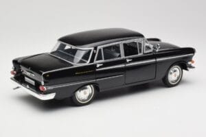 Opel Kapitan P1 Μαύρο Revell 1:18 08822 Μέταλλο - εικόνα 3 από 8