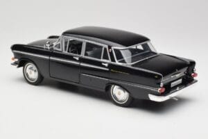 Opel Kapitan P1 Μαύρο Revell 1:18 08822 Μέταλλο - εικόνα 7 από 8