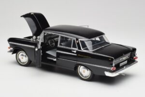 Opel Kapitan P2 Μαύρο Revell 1:18 08821 Μέταλλο - εικόνα 5 από 8