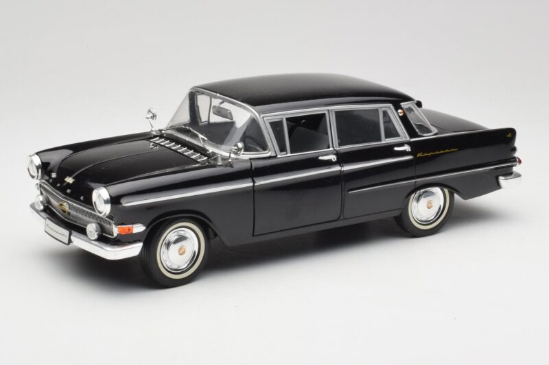 Opel Kapitan P2 Μαύρο Revell 1:18 08821 Μέταλλο