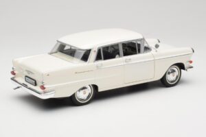 Opel Kapitan P2 Λευκό Revell 1:18 08821-M1 Μέταλλο - εικόνα 3 από 8